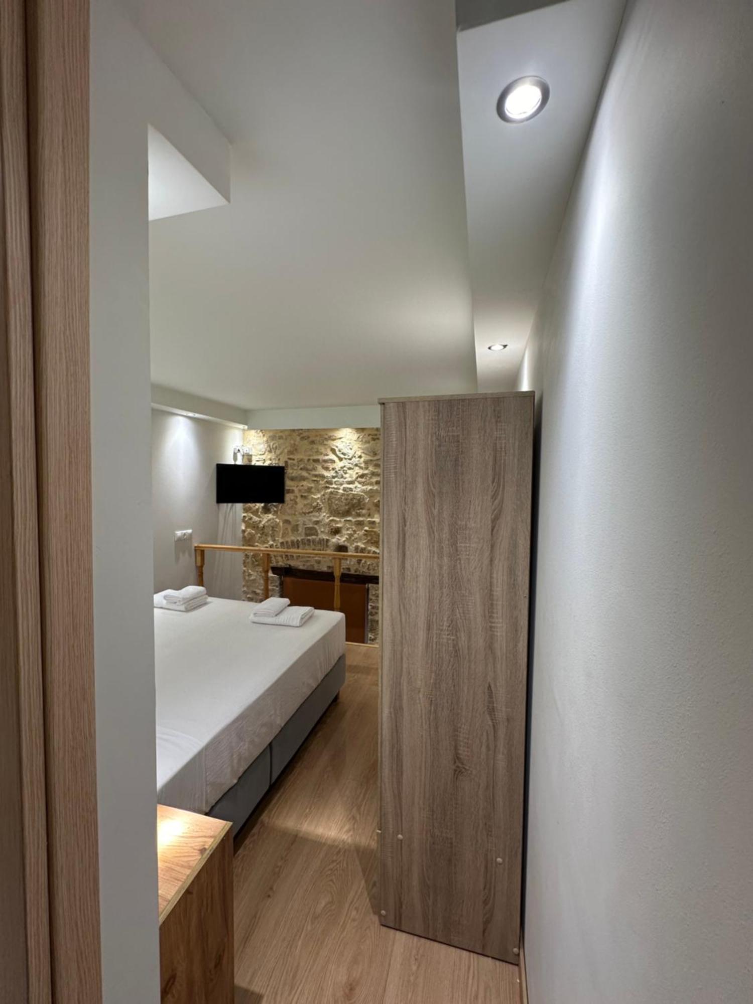 Q Rocco Apartments, Corfu Town Экстерьер фото