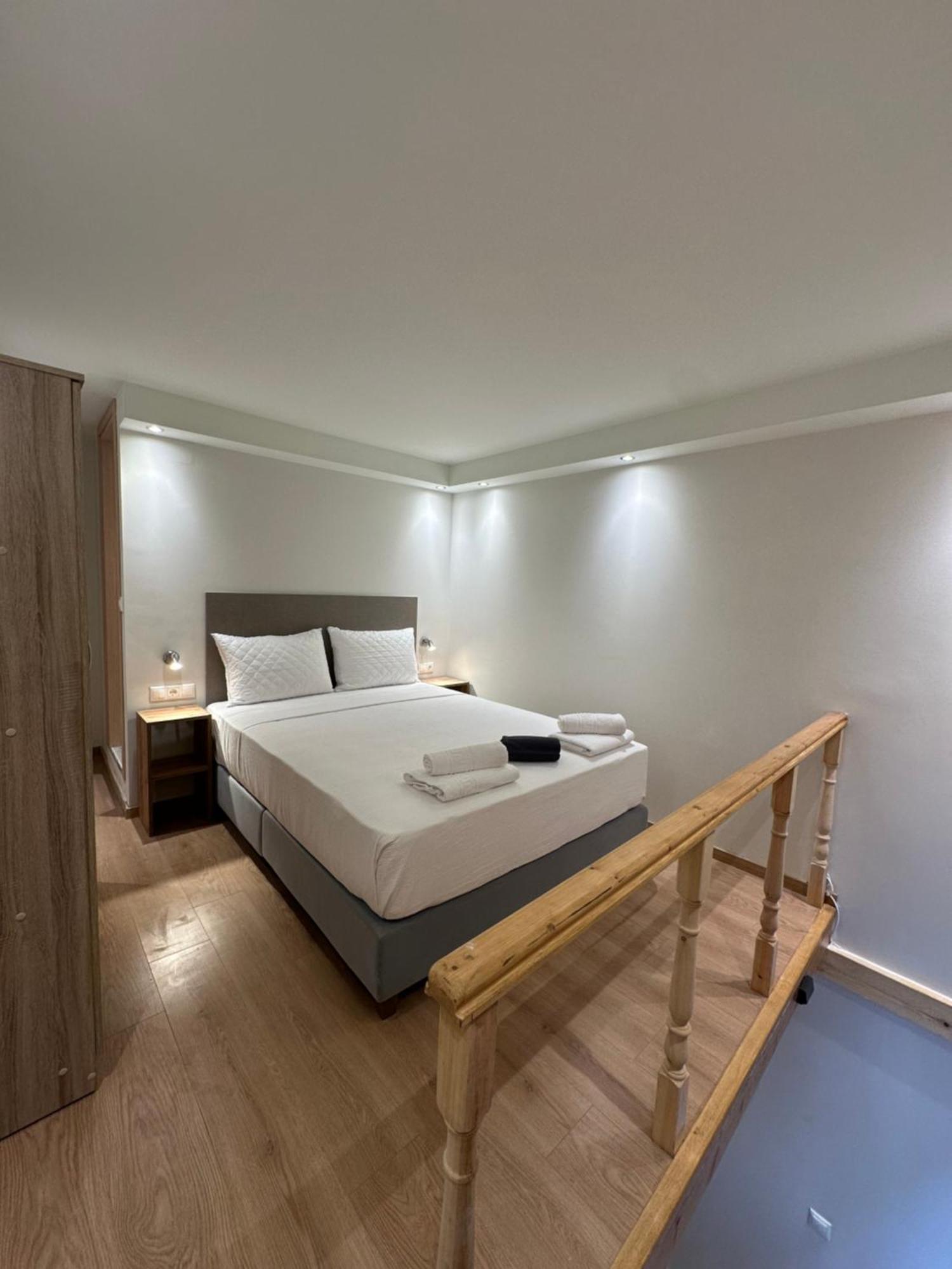 Q Rocco Apartments, Corfu Town Экстерьер фото