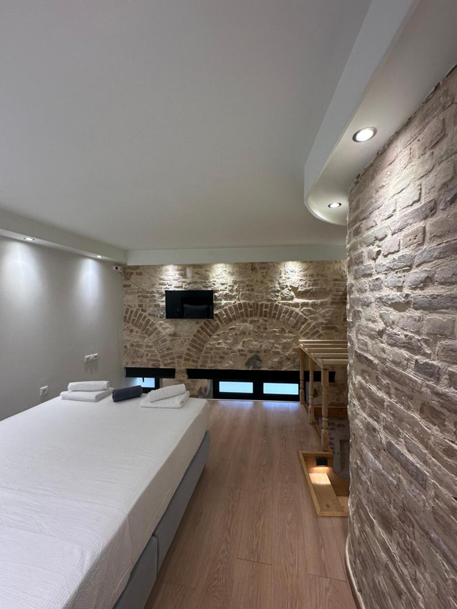 Q Rocco Apartments, Corfu Town Экстерьер фото