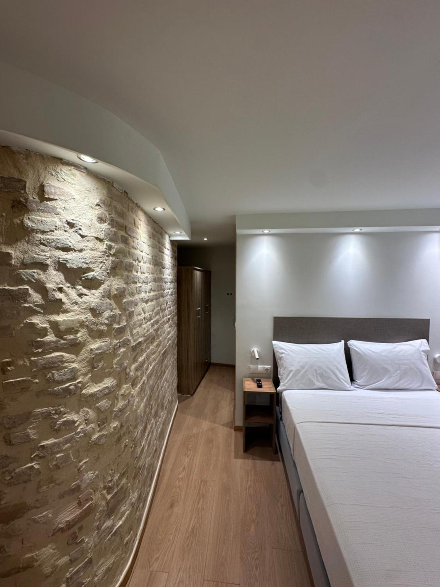 Q Rocco Apartments, Corfu Town Экстерьер фото