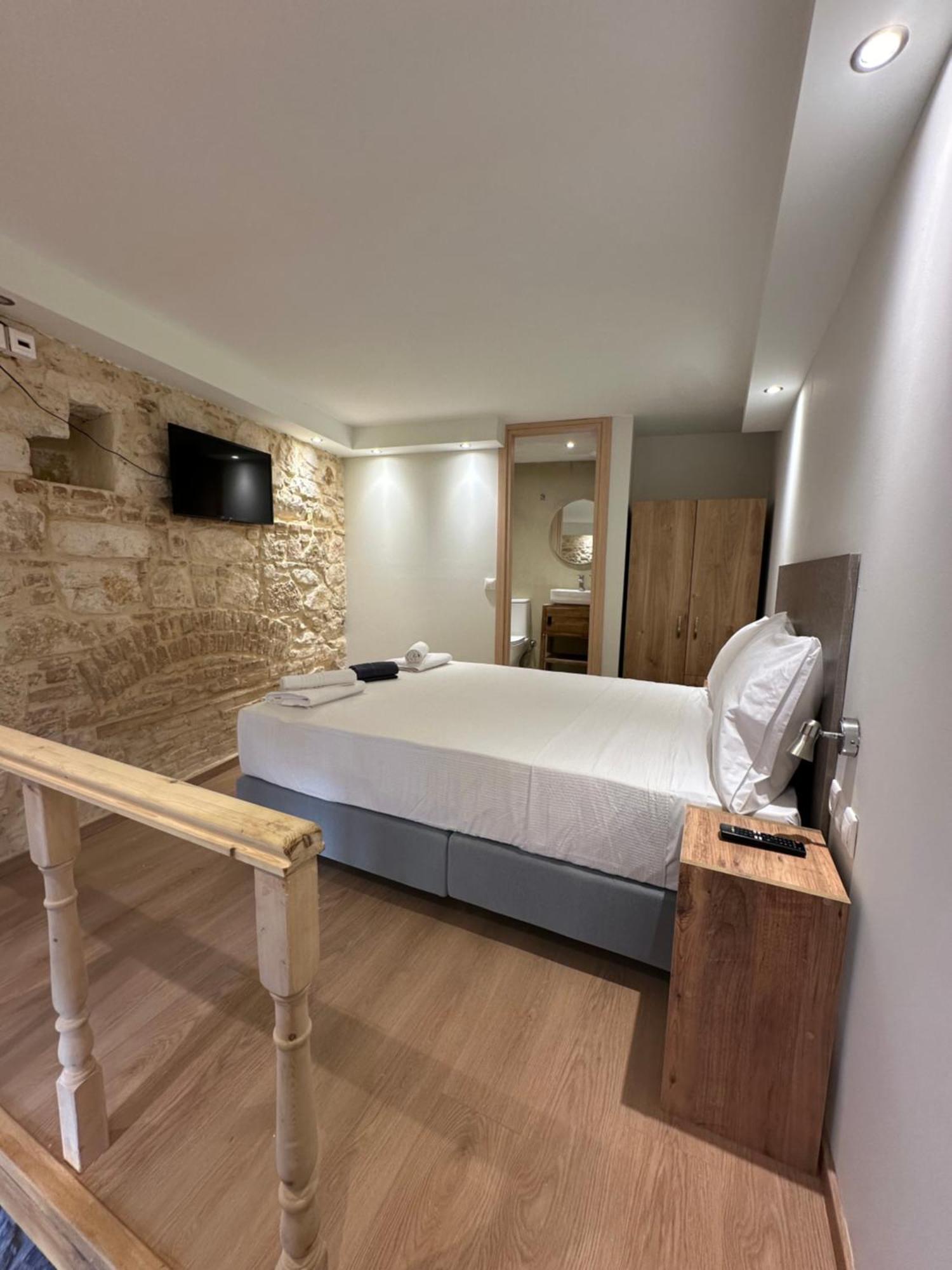 Q Rocco Apartments, Corfu Town Экстерьер фото